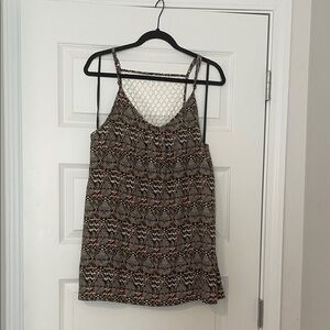 Elegant Patterned Women's Top/Tunic